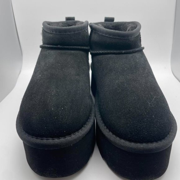 CUSHIONAIRE Women's COZY Genuine Suede pull on platform boot BLACK 6 - Picture 3 of 6